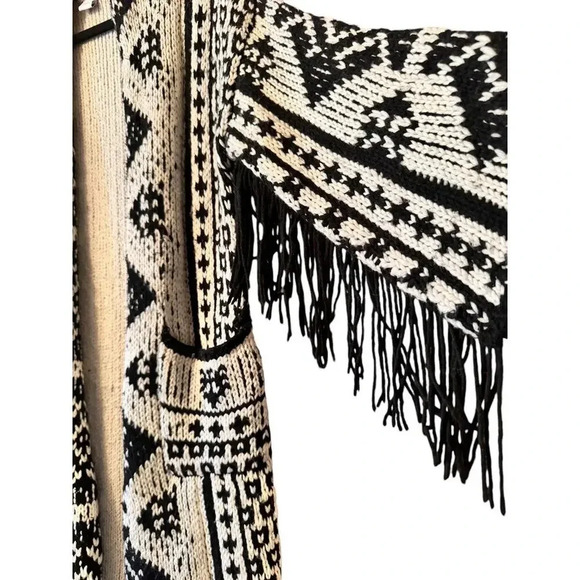 Boho Fringe Kimono Duster Cardigan Aztec Print Black White Knit Sweater - Picture 5 of 11
